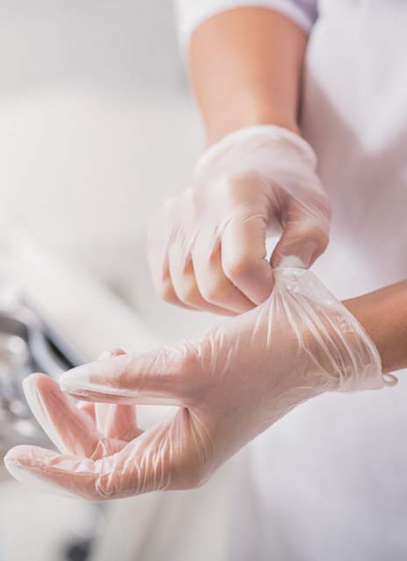 Labteamet_Vinylhandske_eksamen_Transparent-3